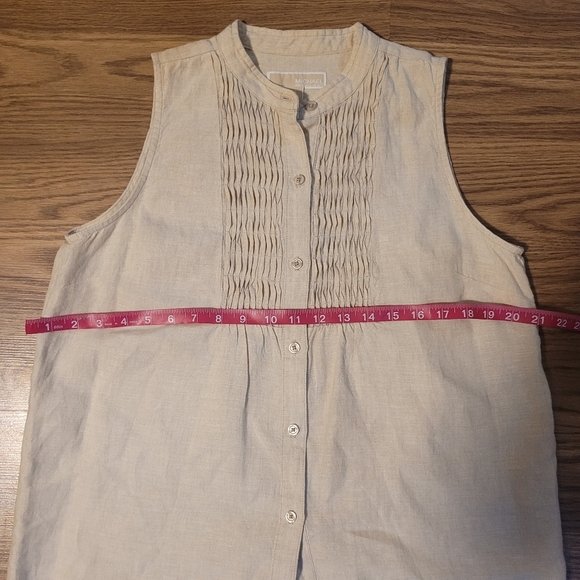 Sleeveless Cream Linen Top - Picture 8 of 8
